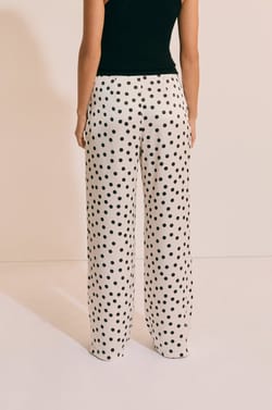 Pantalon droit satin&eacute; &agrave; pois;${refinementColor}