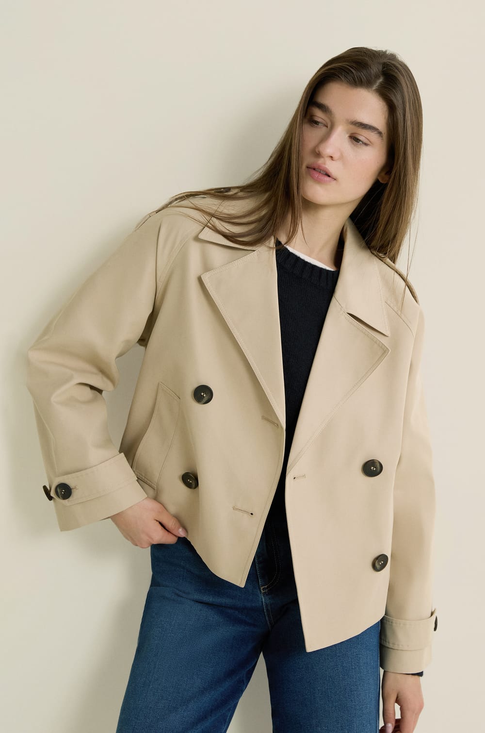 Trench court;${refinementColor}