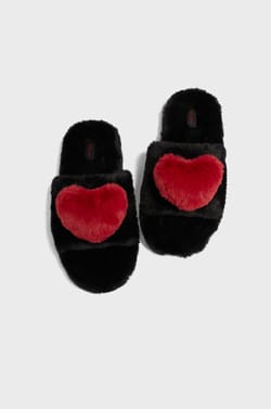 Flip-flop slippers;${refinementColor}