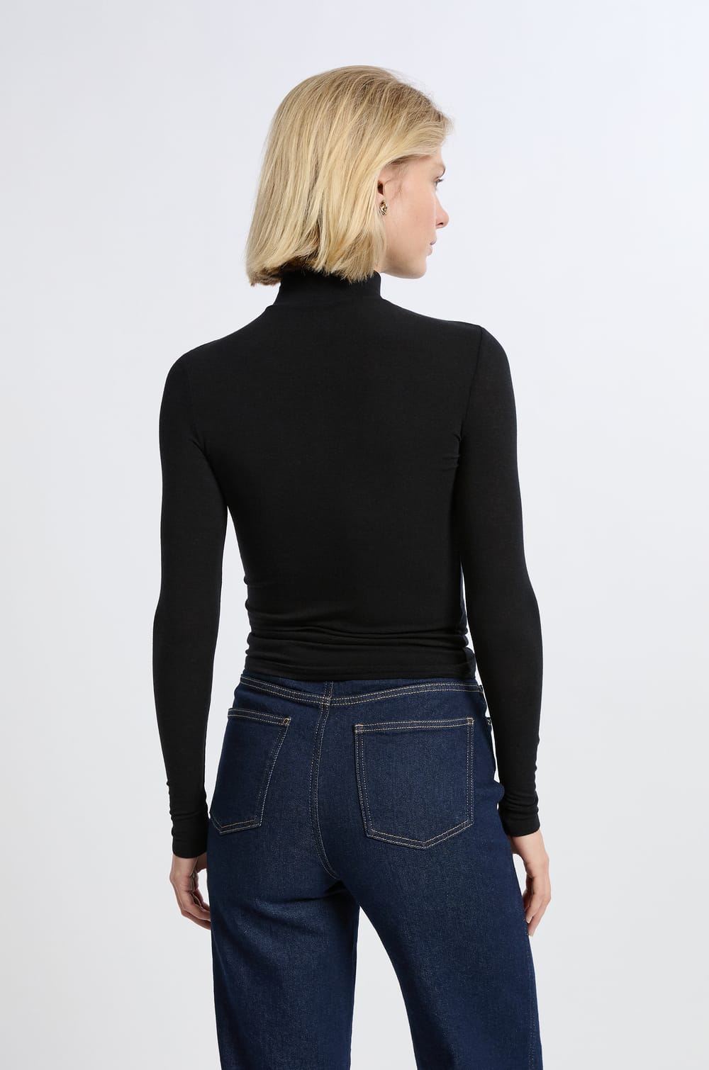 Long-sleeved high neck t-shirt with wool;${refinementColor}