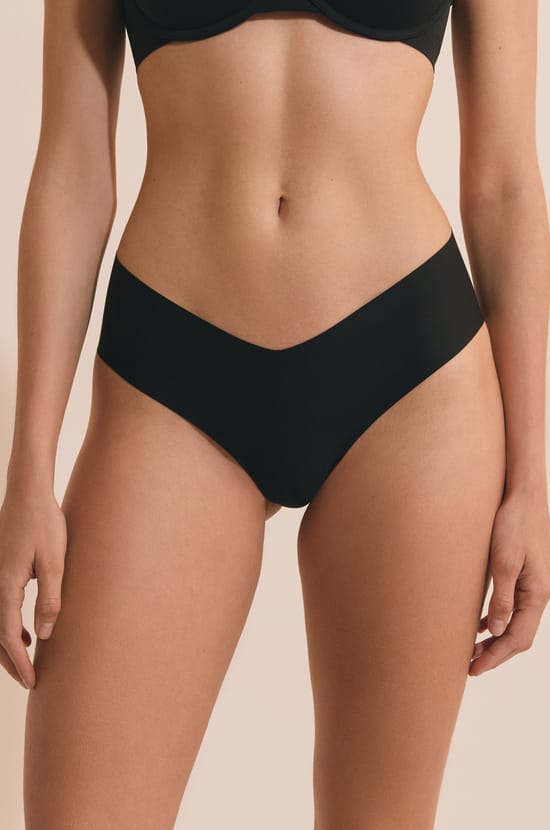 V-shape Microfiber Hipster;${refinementColor}