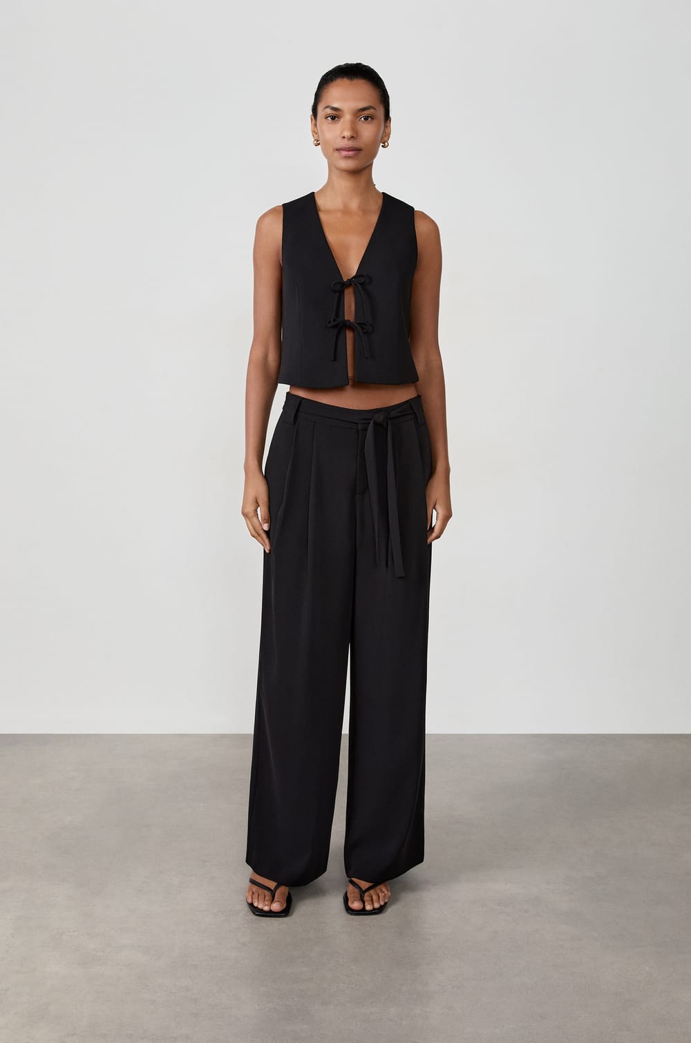 Pantalon fluide large;${refinementColor}