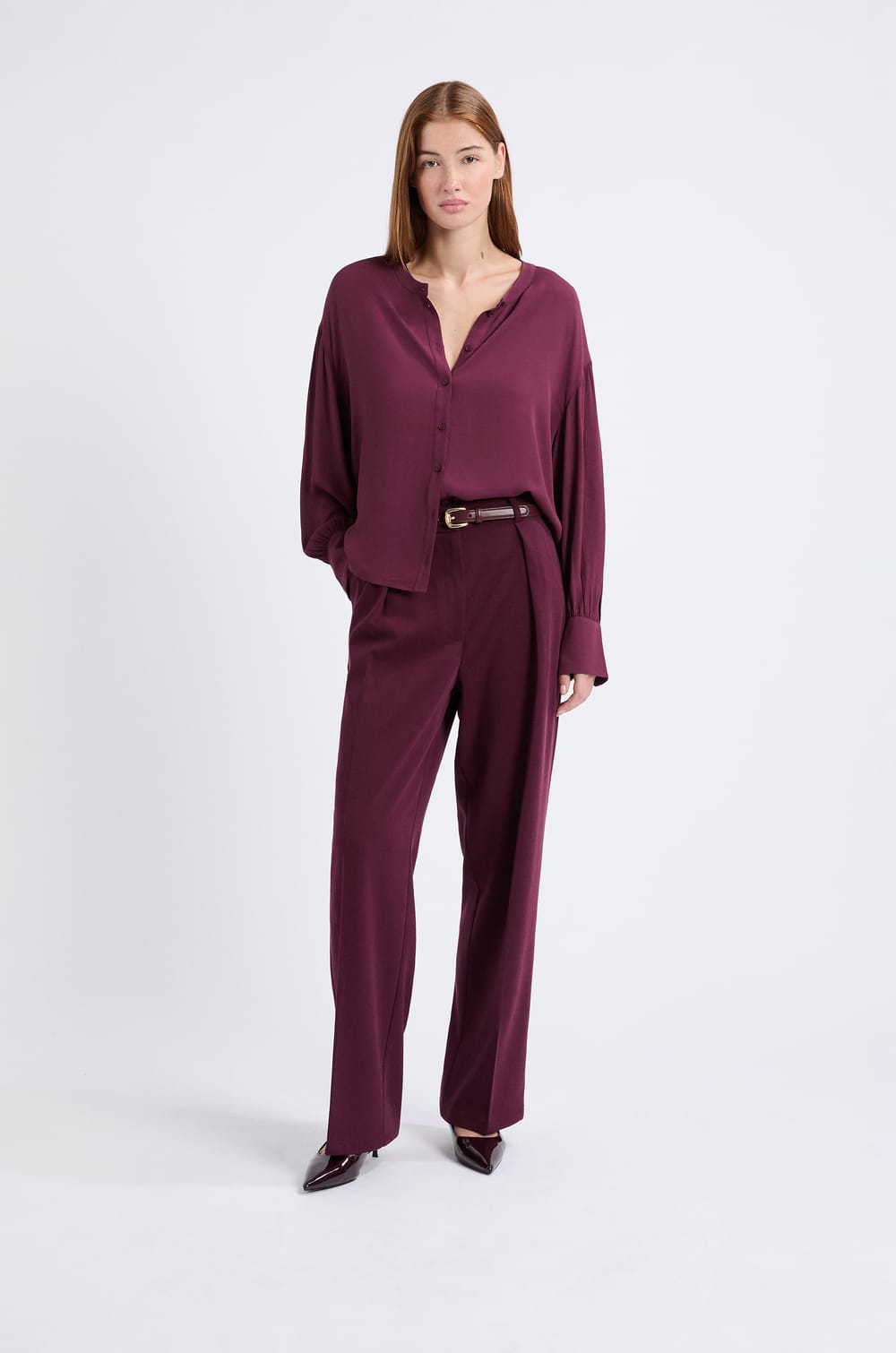 Chemise à manches longues en crepe;${refinementColor}