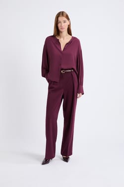 Chemise à manches longues en crepe;${refinementColor}