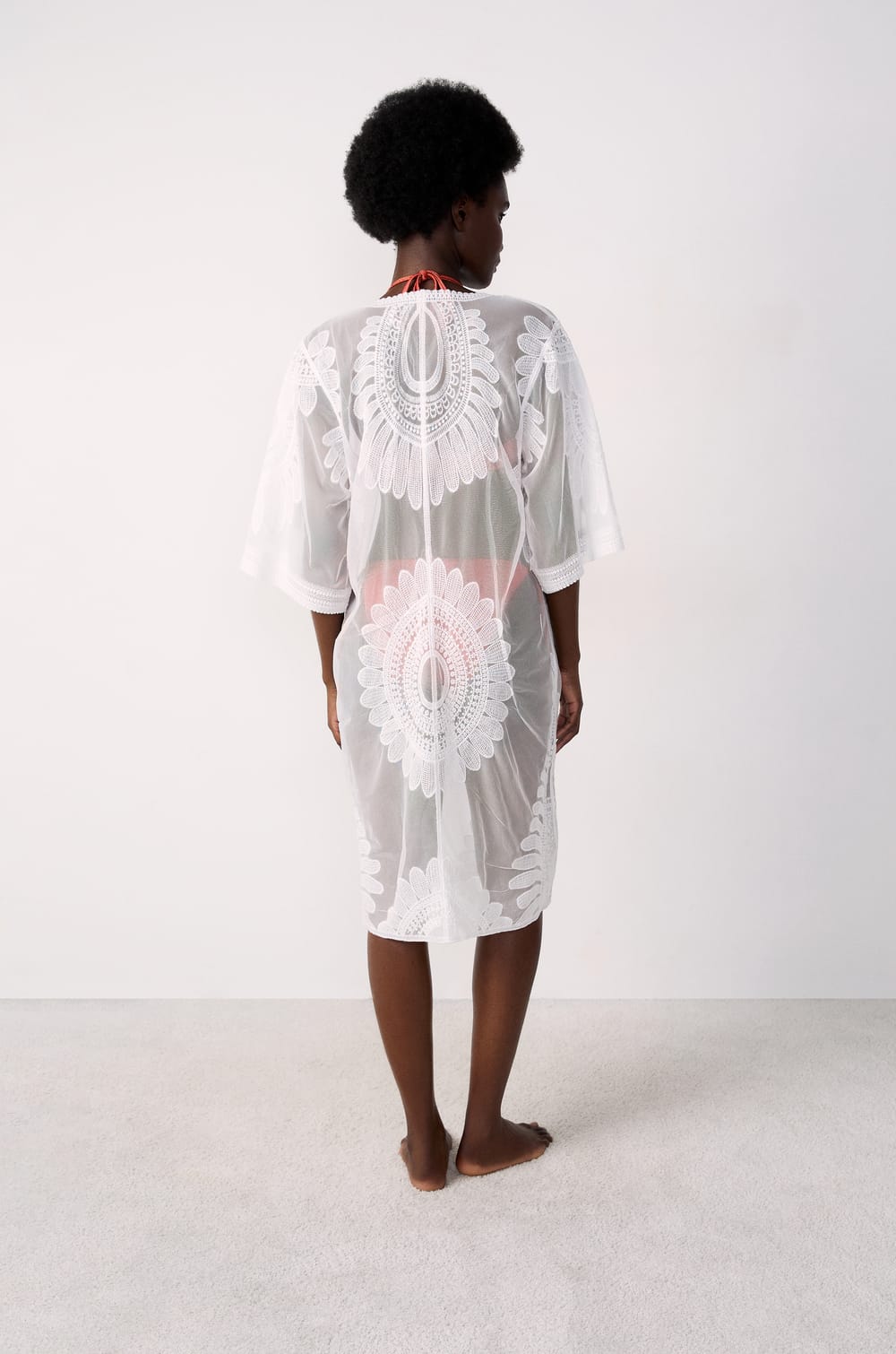 Long Beach Kimono;${refinementColor}