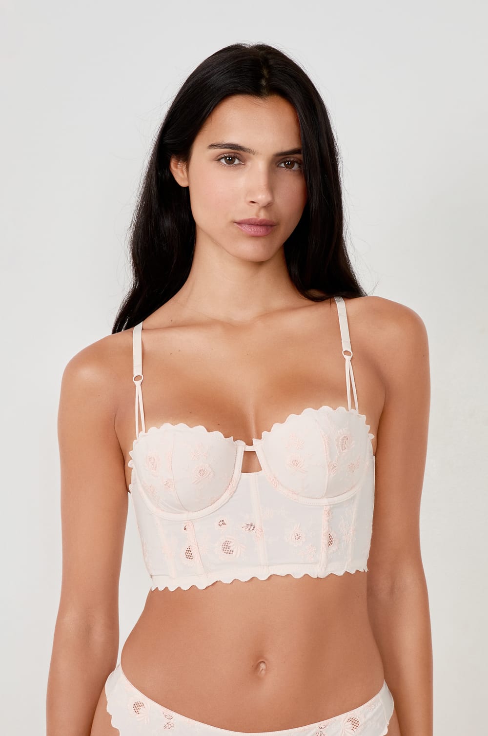 Soutein-gorge bustier avec broderie;${refinementColor}