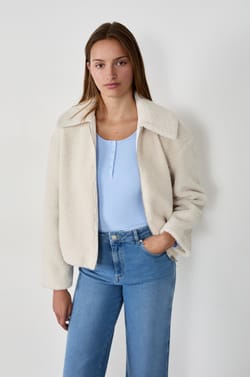 Long-sleeved T-shirt with buttons;${refinementColor}