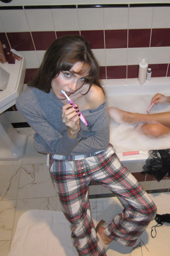 Look @maralafontan;${refinementColor}