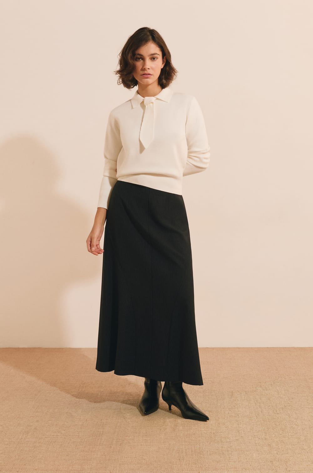 Pull manches longues avec lien &agrave; nouer;${refinementColor}