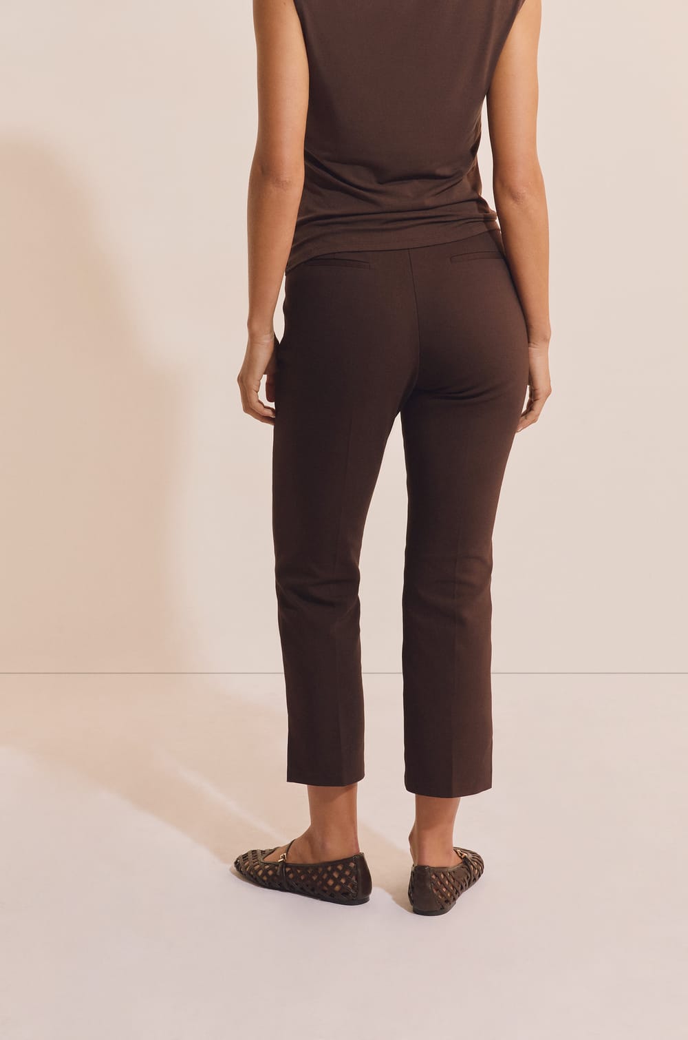 Pantalon avec coton;${refinementColor}