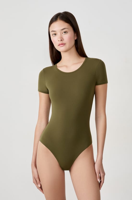 Body manches courtes en microfibre;${refinementColor}