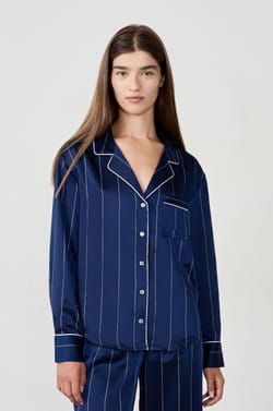 Chemise de pyjama en satin à rayures;${refinementColor}