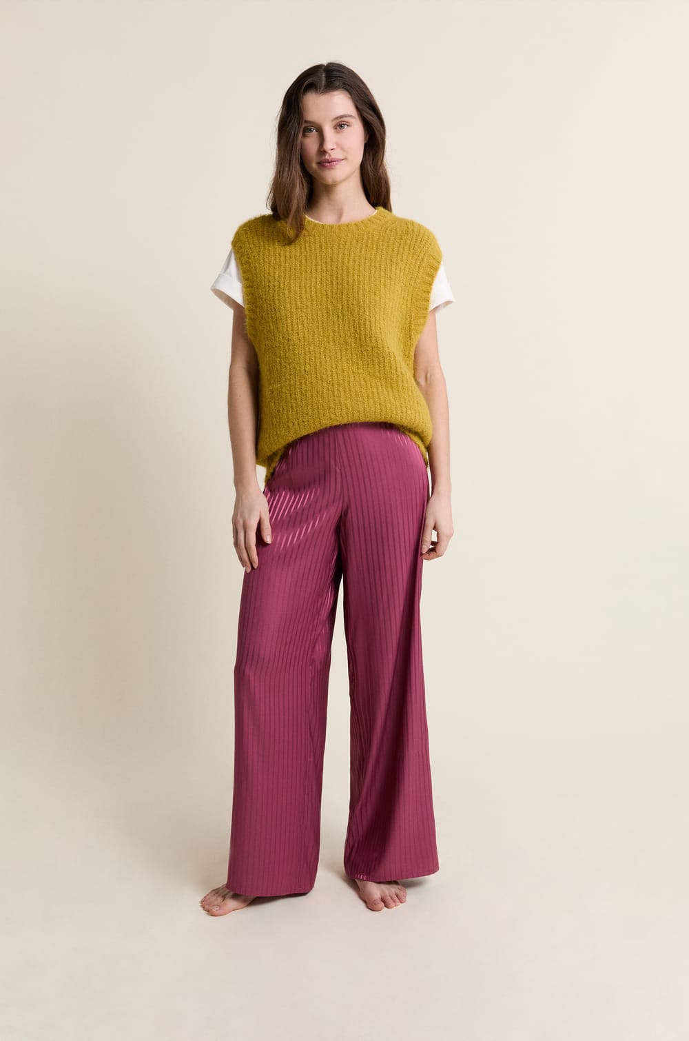 Pull sans manches;${refinementColor}