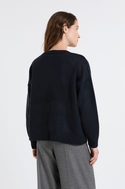 Oversized Long-Sleeved Sweater;${refinementColor}