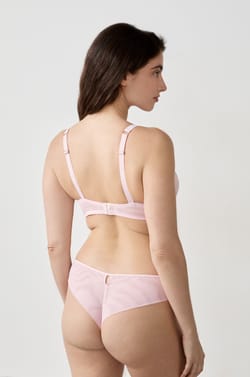 Soutien-gorge N.5 - Le coques fines plongeant;${refinementColor}