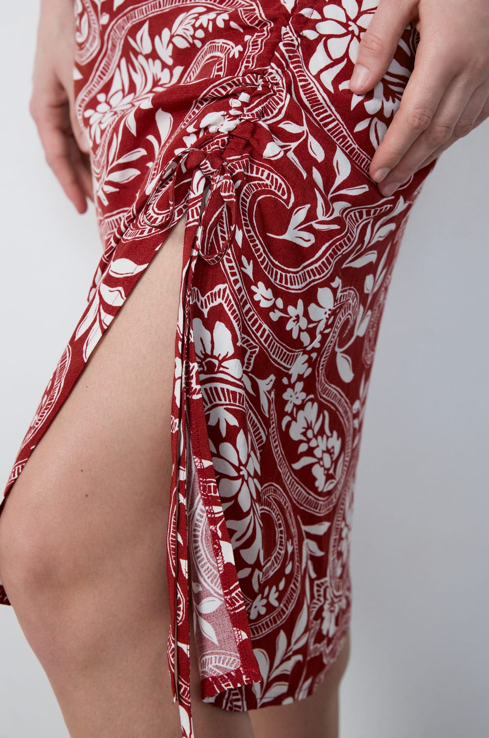 Falda estampada midi;${refinementColor}
