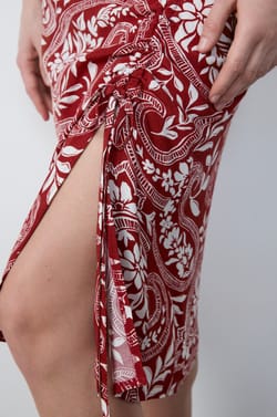 Falda estampada midi;${refinementColor}