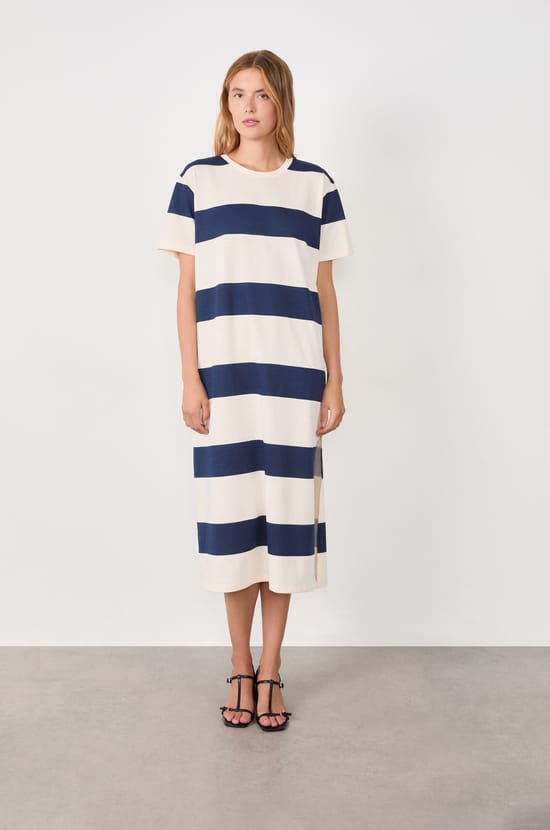 Long cotton dress;${refinementColor}