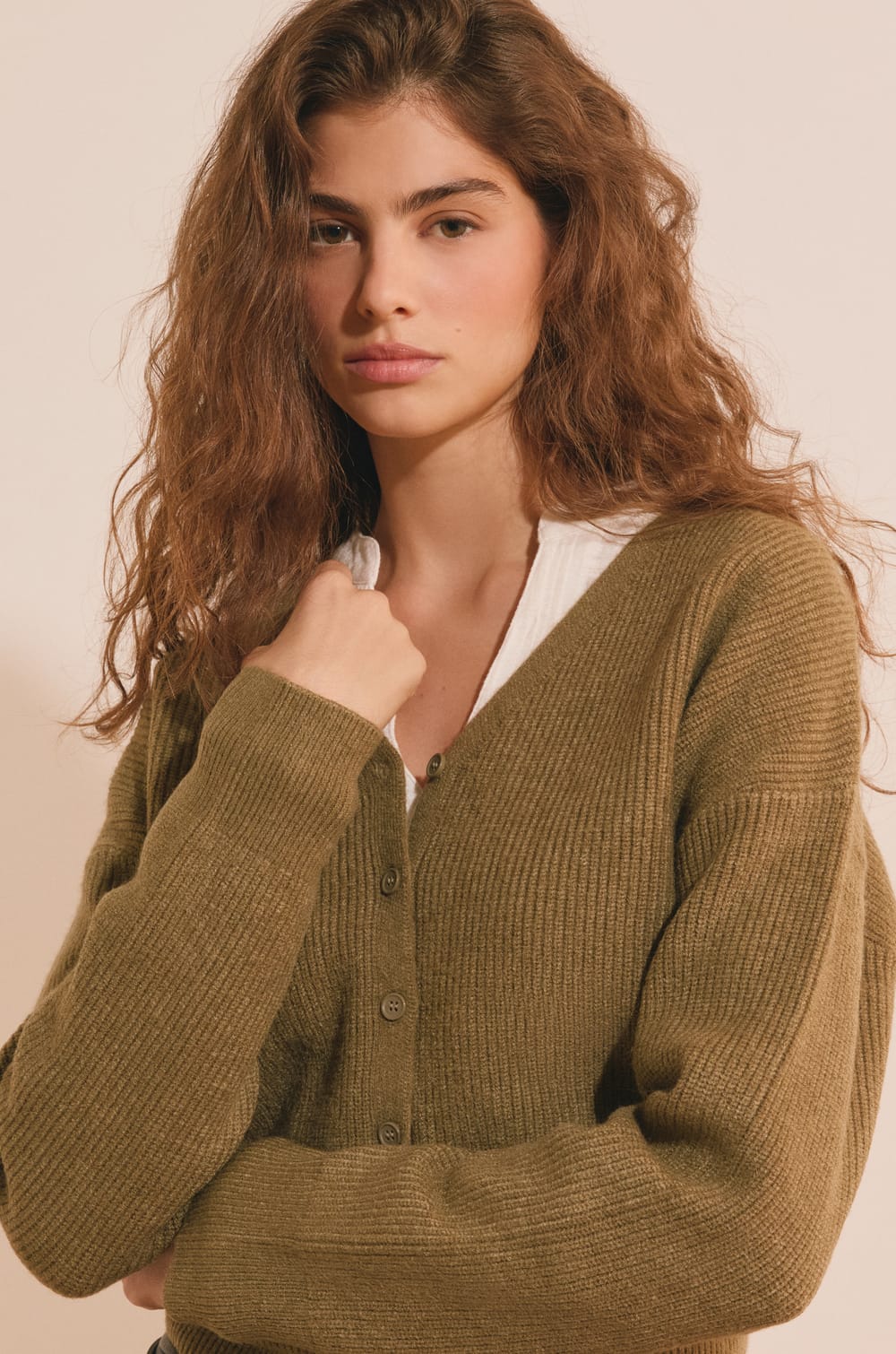 Cardigan col V;${refinementColor}