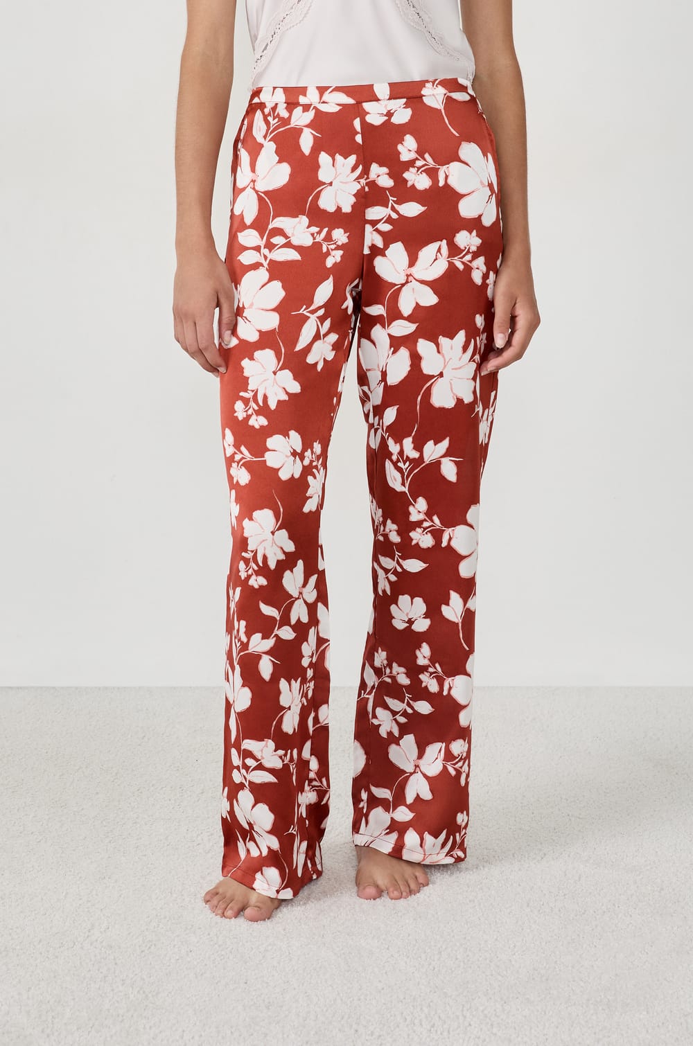 Pantalon de pyjama satiné à imprimés;${refinementColor}
