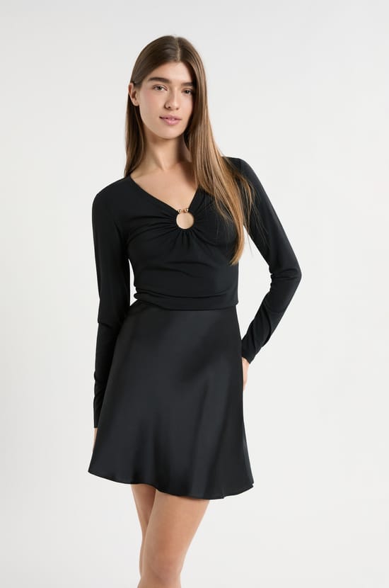 Long-sleeved t-shirt with ring;${refinementColor}