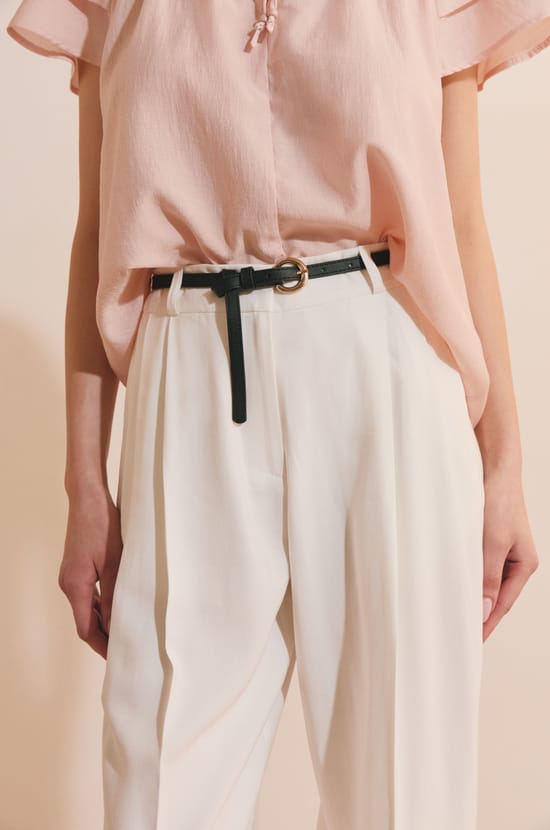 Pantalon large &agrave; pinces;${refinementColor}