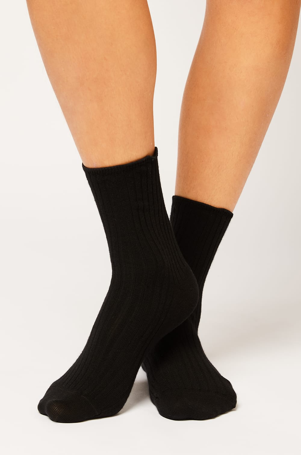 Chaussettes mode unies à volants;${refinementColor}