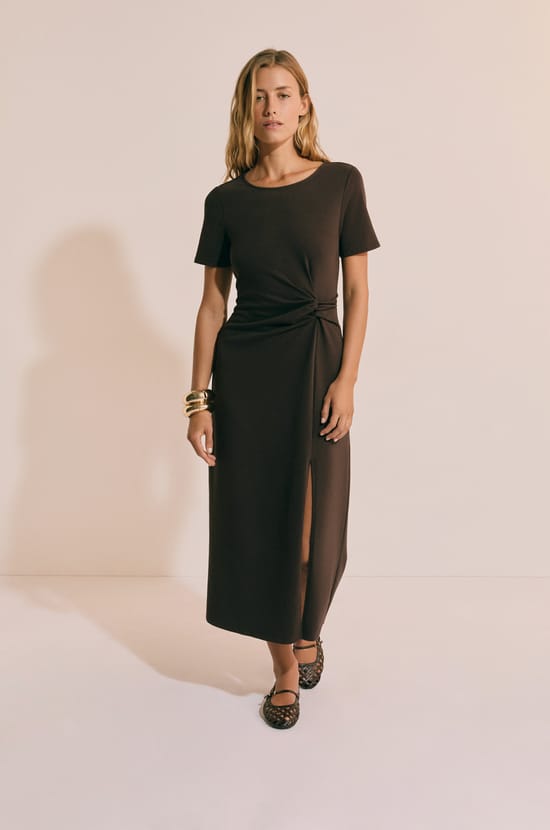 Robe longue manches courtes en coton avec fente;${refinementColor}