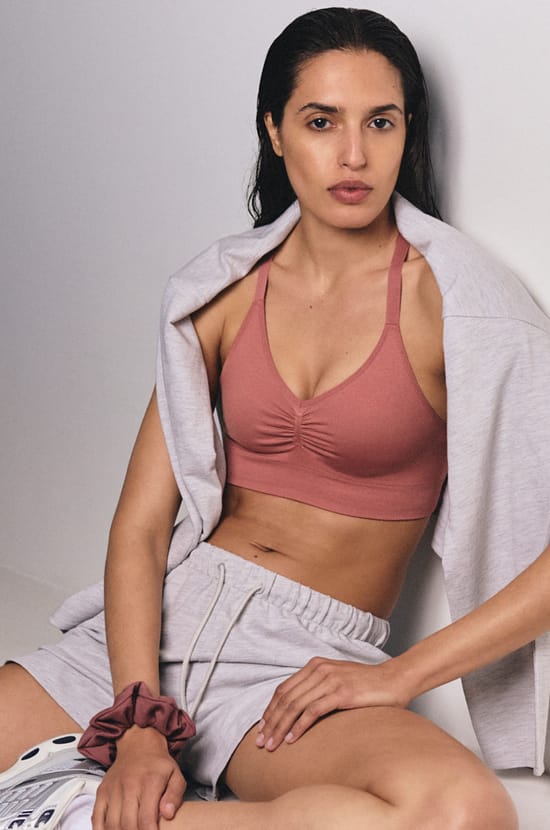 Sports Bra - Medium Support;${refinementColor}