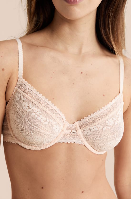 Classic Lace Bra;${refinementColor}