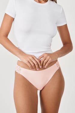 Culotte en microfibre et dentelle;${refinementColor}