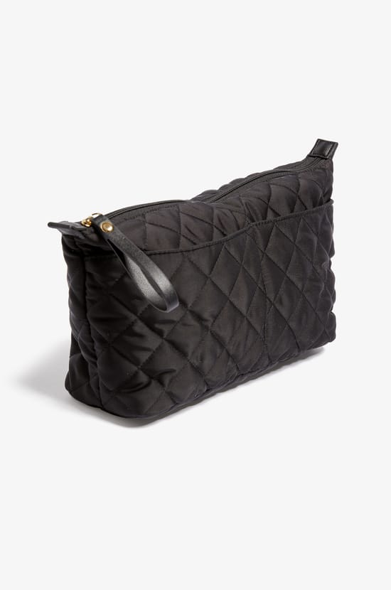 Quilted Pouch;${refinementColor}