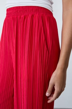 Pantalon fluide pliss&eacute;;${refinementColor}