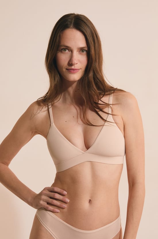 Soutien-gorge triangle en microfibre;${refinementColor}