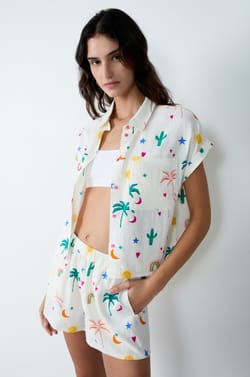 Chemise de pyjama imprimée manches courtes en lin et viscose;${refinementColor}