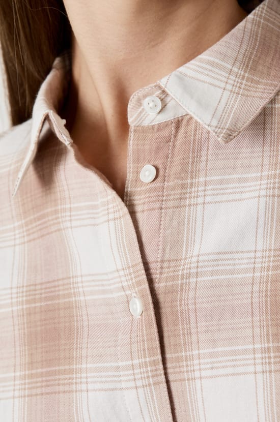 Checkered Shirt;${refinementColor}