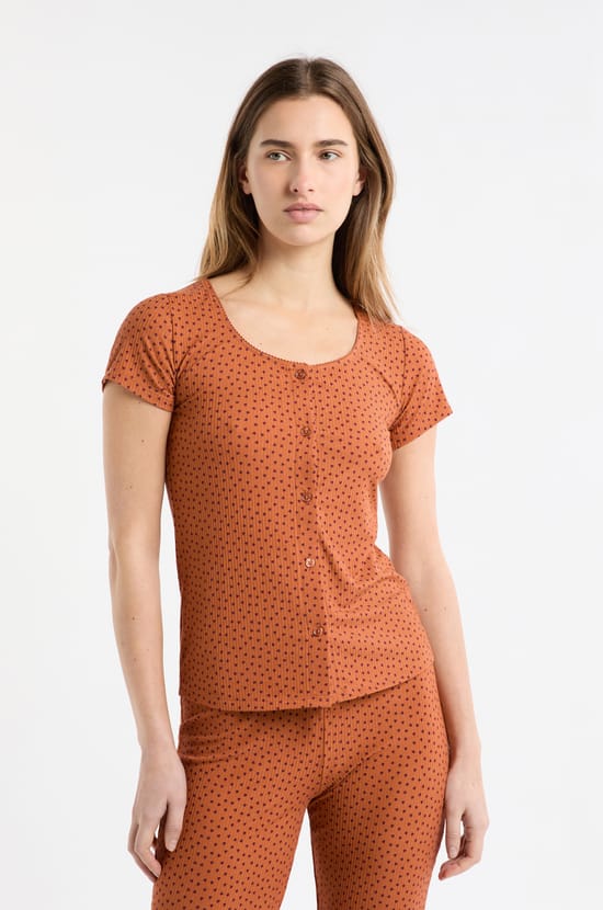 Pyjama T-shirt met hartmotief;${refinementColor}