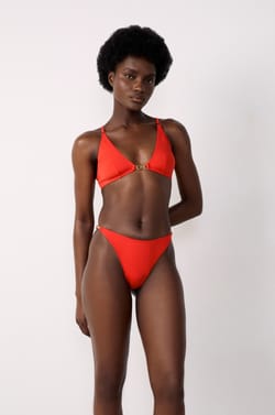 Top de bikini triangular con detalle joya;${refinementColor}