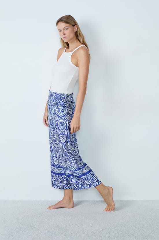 Pantalon de pyjama satiné imprimé;${refinementColor}