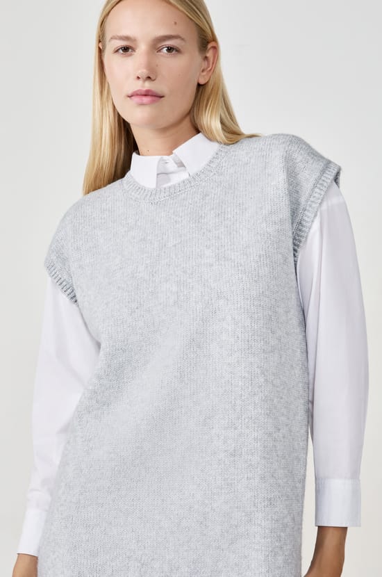 Robe pull sans manches;${refinementColor}