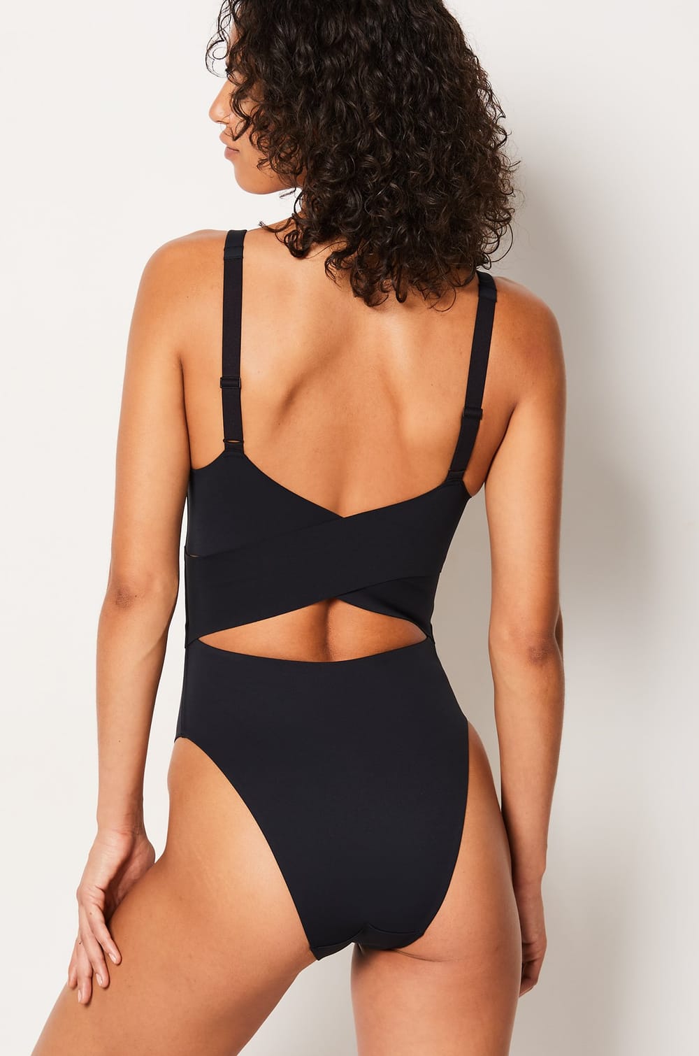 No Bra Effect Bodysuit;${refinementColor}