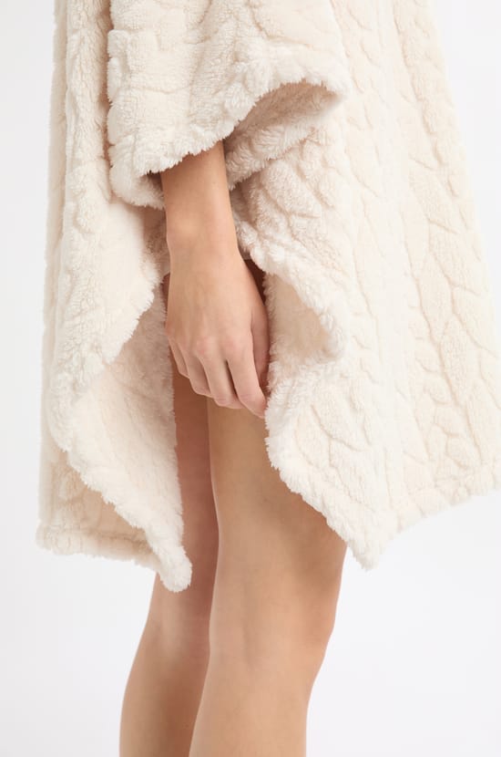 3/4 Sleeve Poncho;${refinementColor}