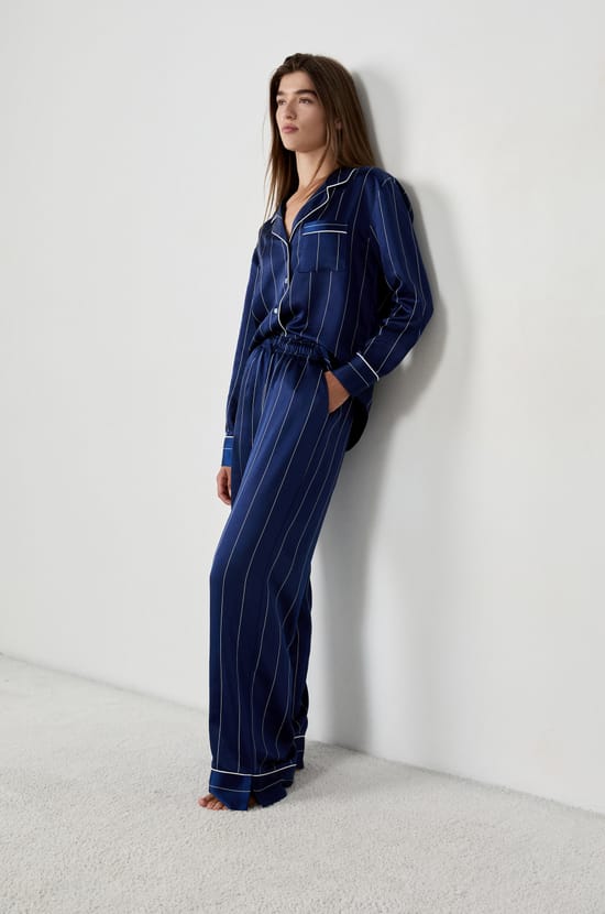 Pantalon de pyjama en satin à rayures;${refinementColor}