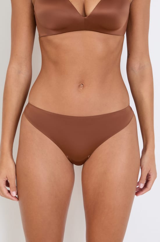 Shorty en microfibre satinée;${refinementColor}
