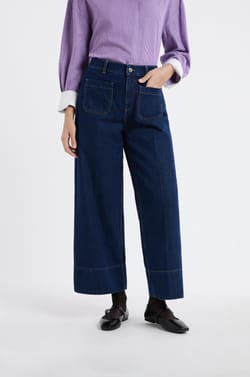 Vaqueros rectos con bolsillos delanteros;${refinementColor}