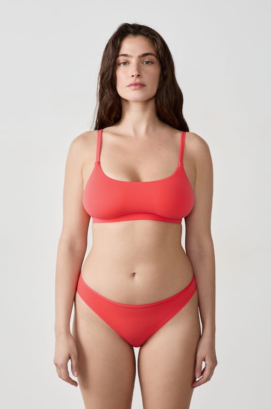 Brassière en microfibre;${refinementColor}