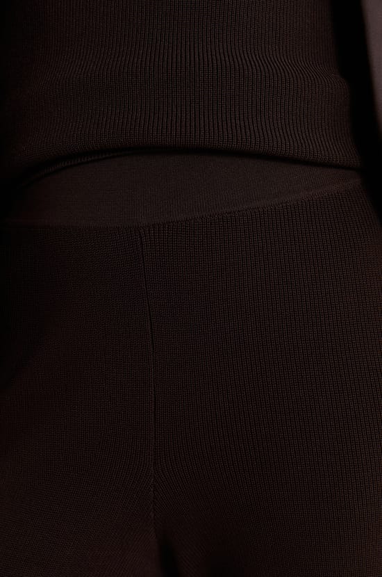 Pantalon large en maille;${refinementColor}