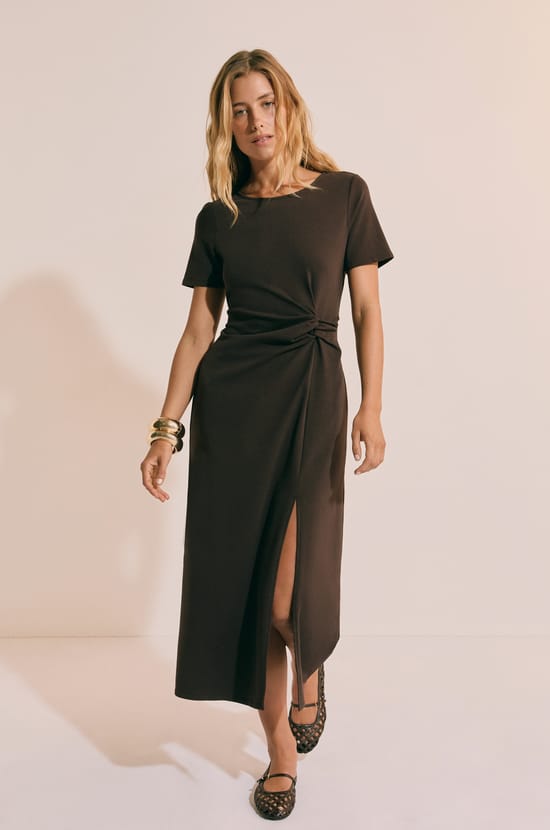 Robe longue manches courtes en coton avec fente;${refinementColor}