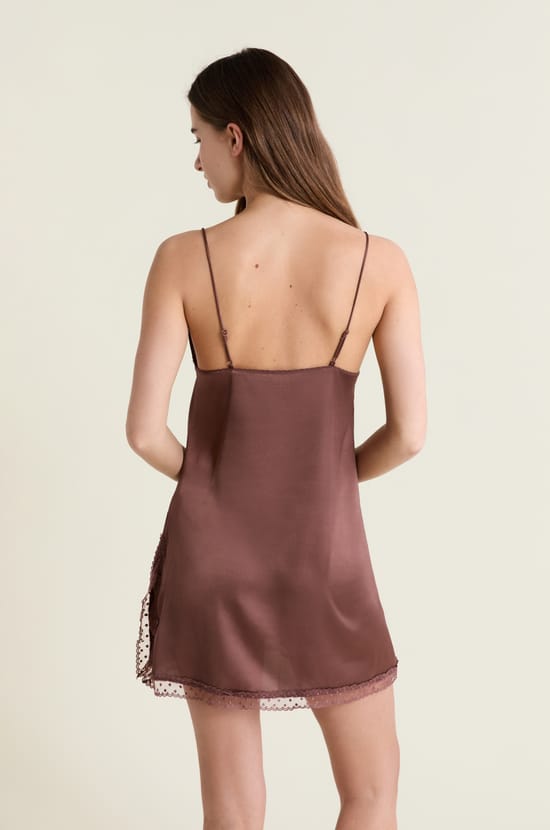 Nuisette satin&eacute;e;${refinementColor}