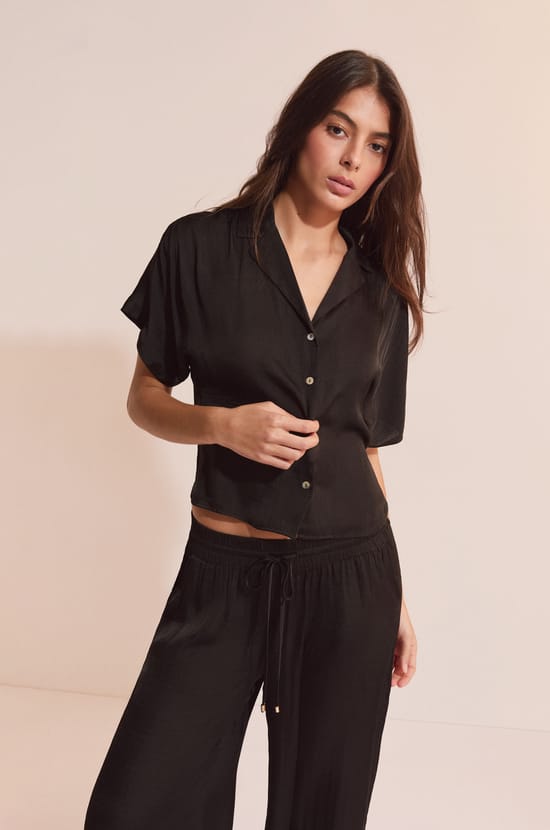 Satin Short-Sleeved Shirt;${refinementColor}